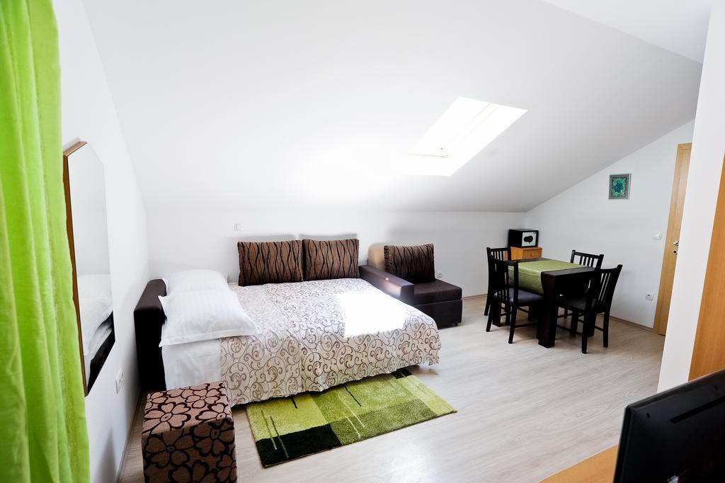 Apartman Roko *